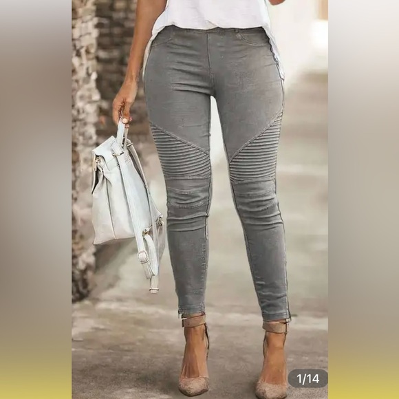 Flamingo Urban Denim - Flamingals Slant Pocket Zip Side Seam Detail Mid Waist Skinny Jean